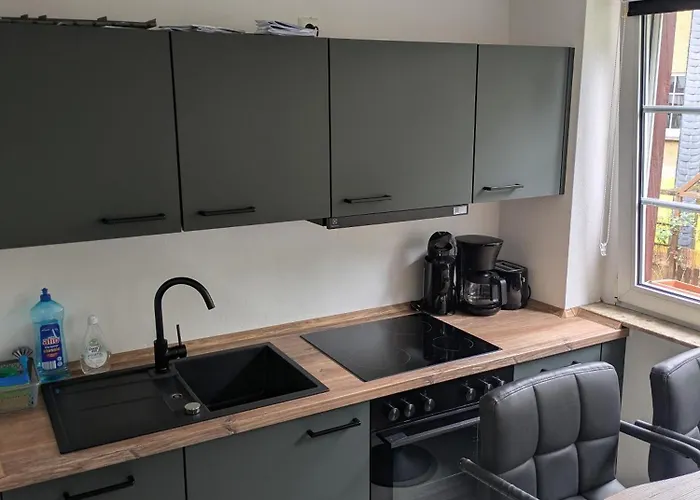 Innenstadt Mit Parkplatz In 200m Entfernung Bis 4 Personen, 80m Bis Markplatz Commune fusionnée de Cochem-Land